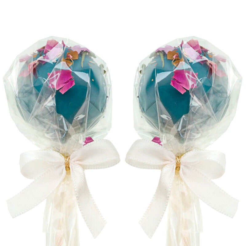 Blaue Rosenblüten Cake-Pops