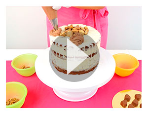 Deine Torte mit Milka® Pralinen & Milka® Mini Cookies!